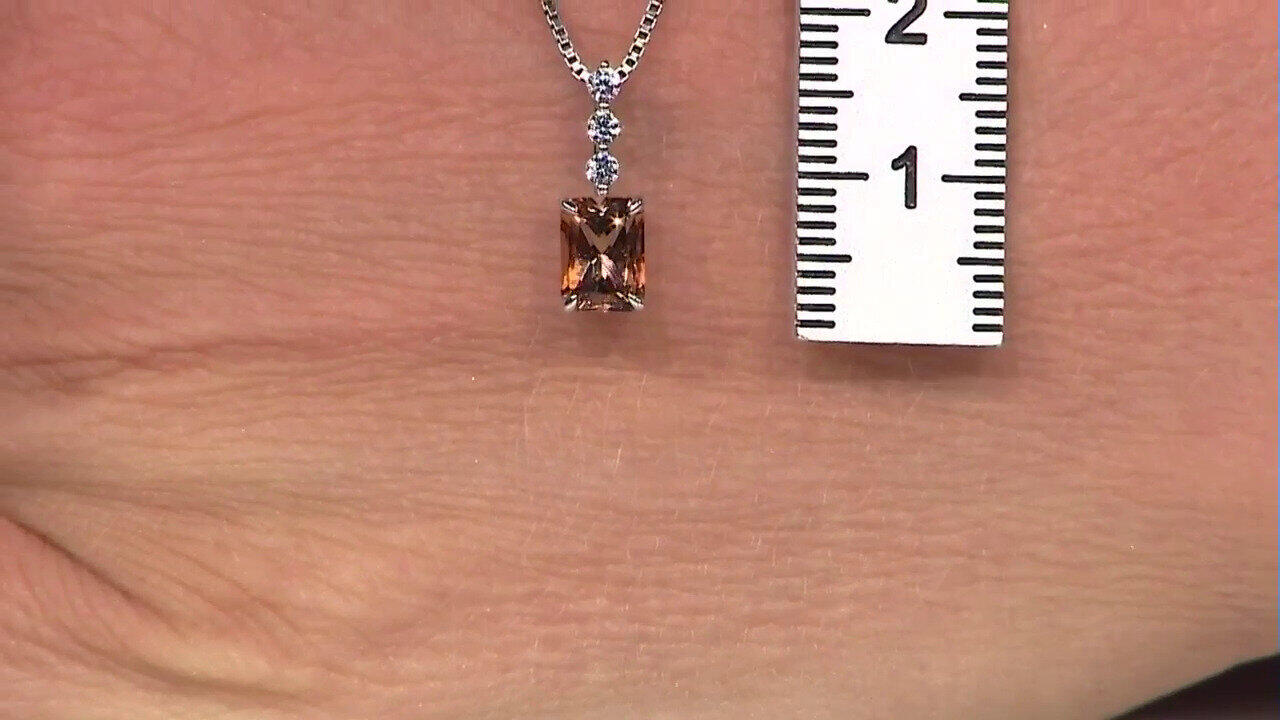 Video Colgante en plata con Topacio tepetate