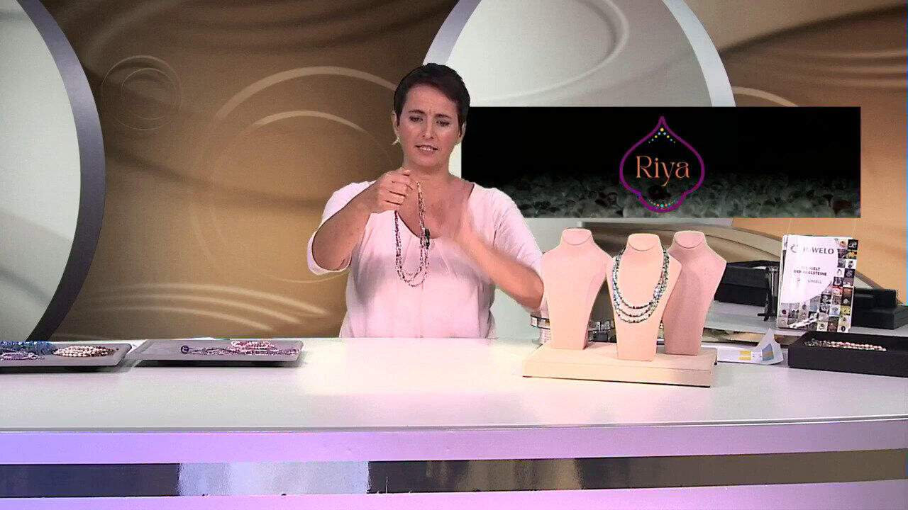 Video Collar en plata con Perla freshwater negra (Riya)