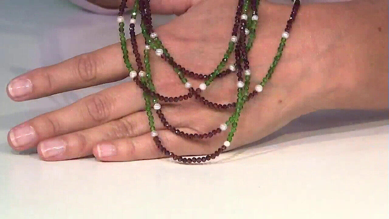 Video Collier en argent et Diopside de Russie (Riya)