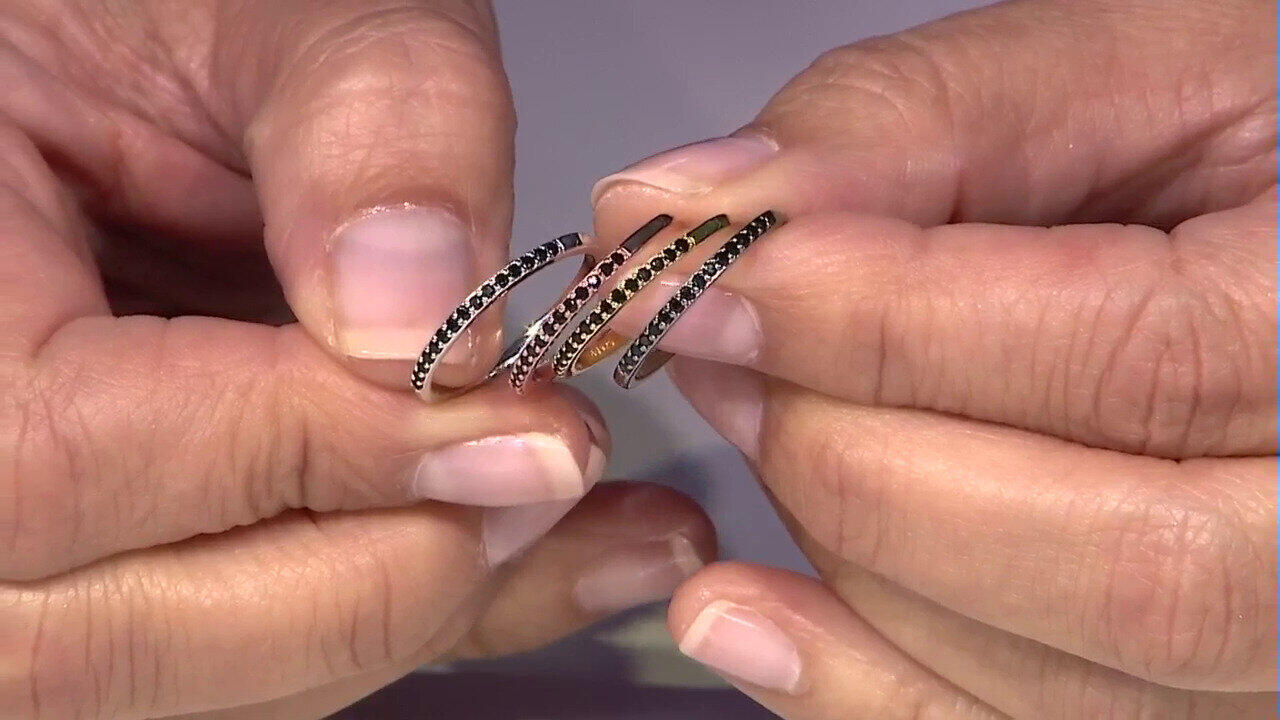 Video Zilveren ring met zwarte spinelstenen