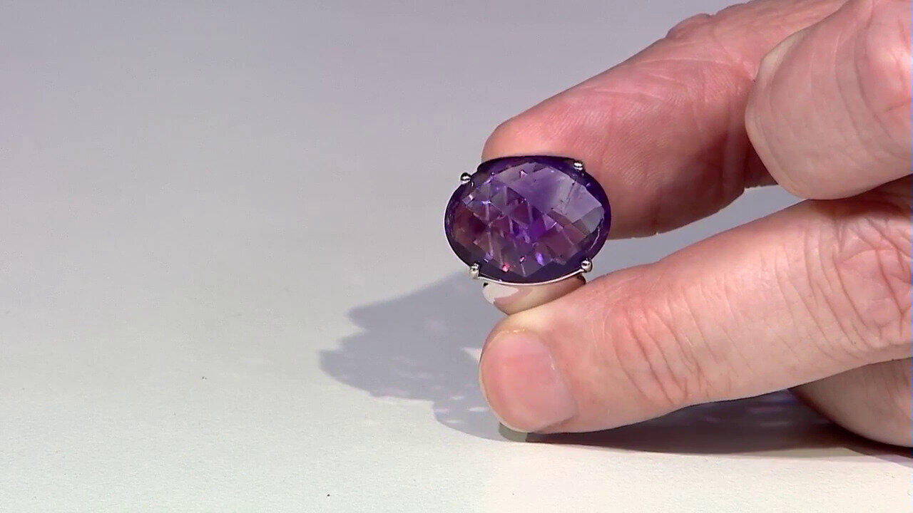 Visualizza l‘ultima asta di gioielli in Tv