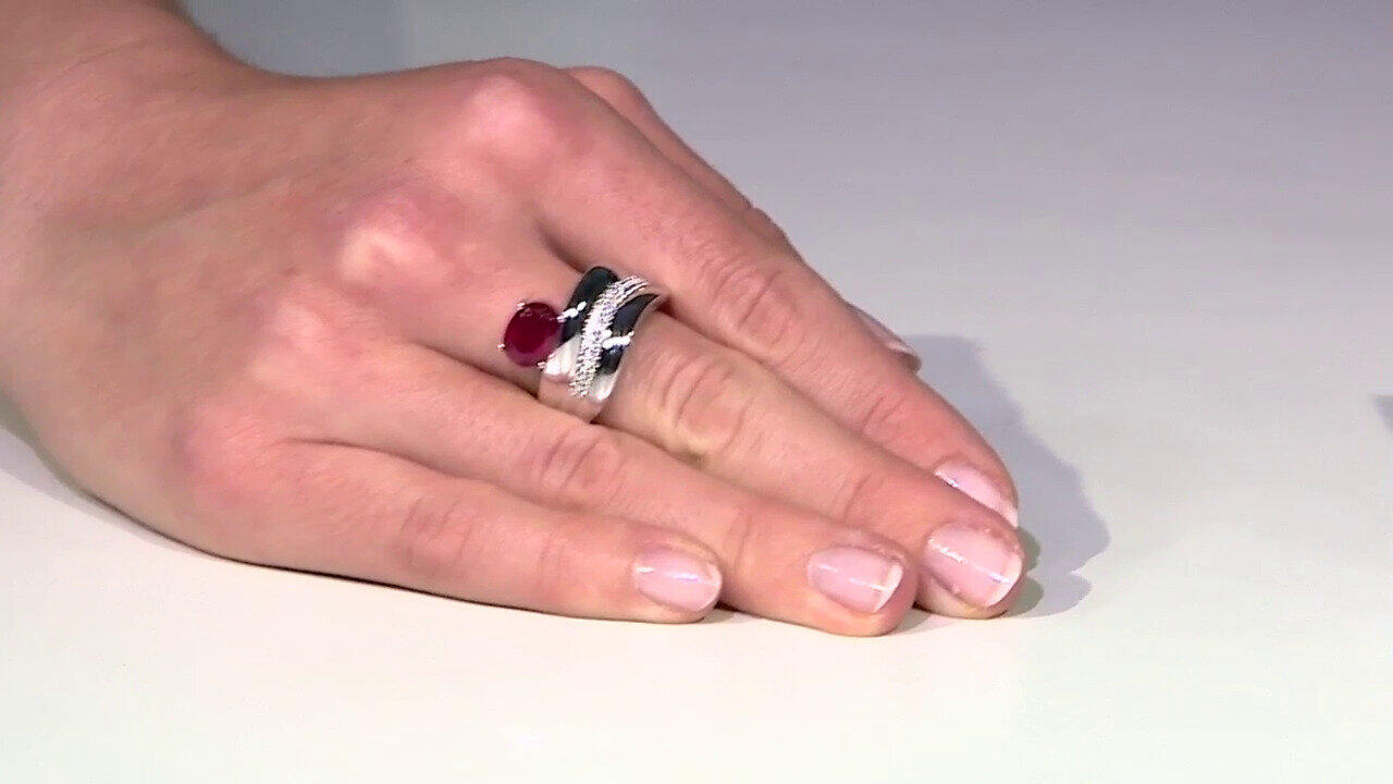 Video Madagascar Ruby Silver Earrings (de Melo)
