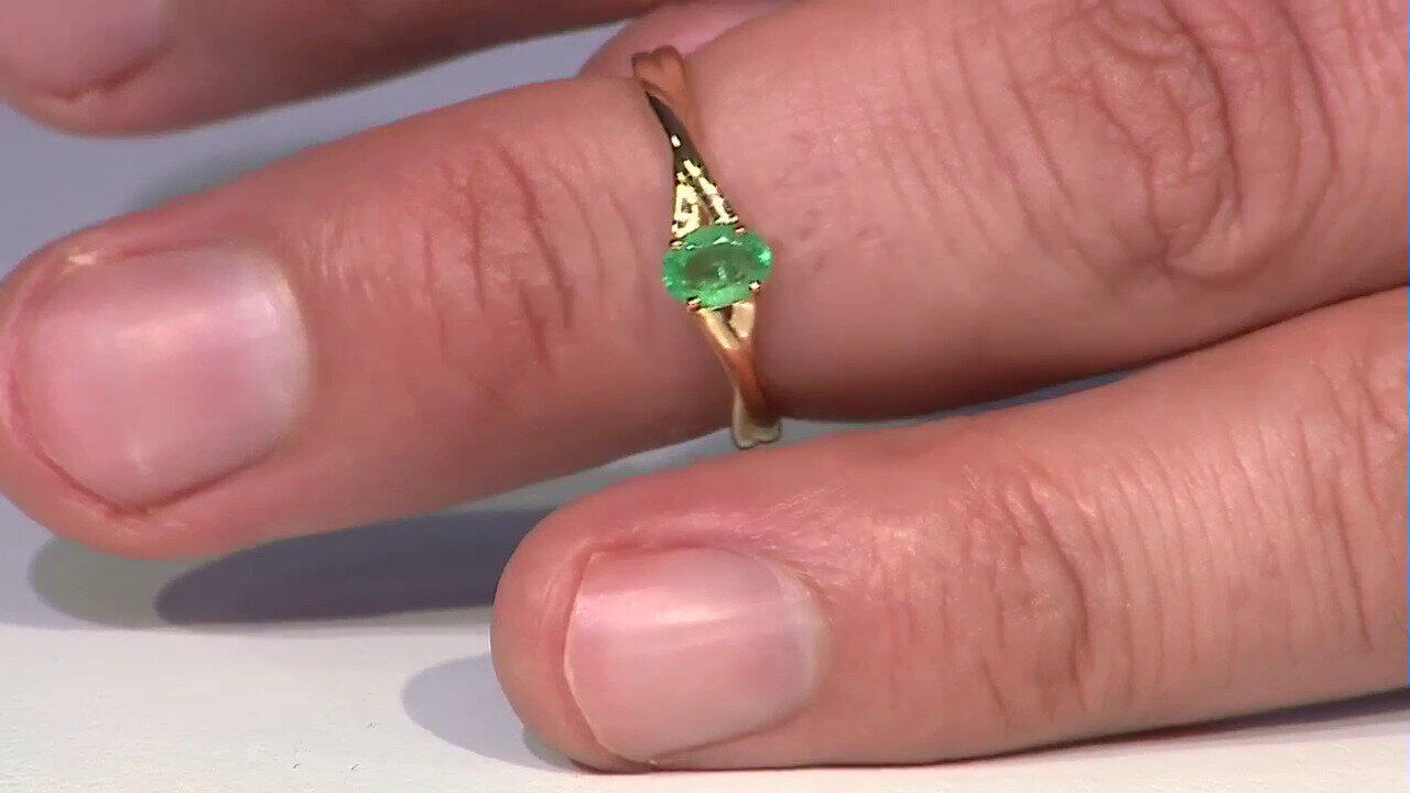 Video Zambian Emerald Silver Ring