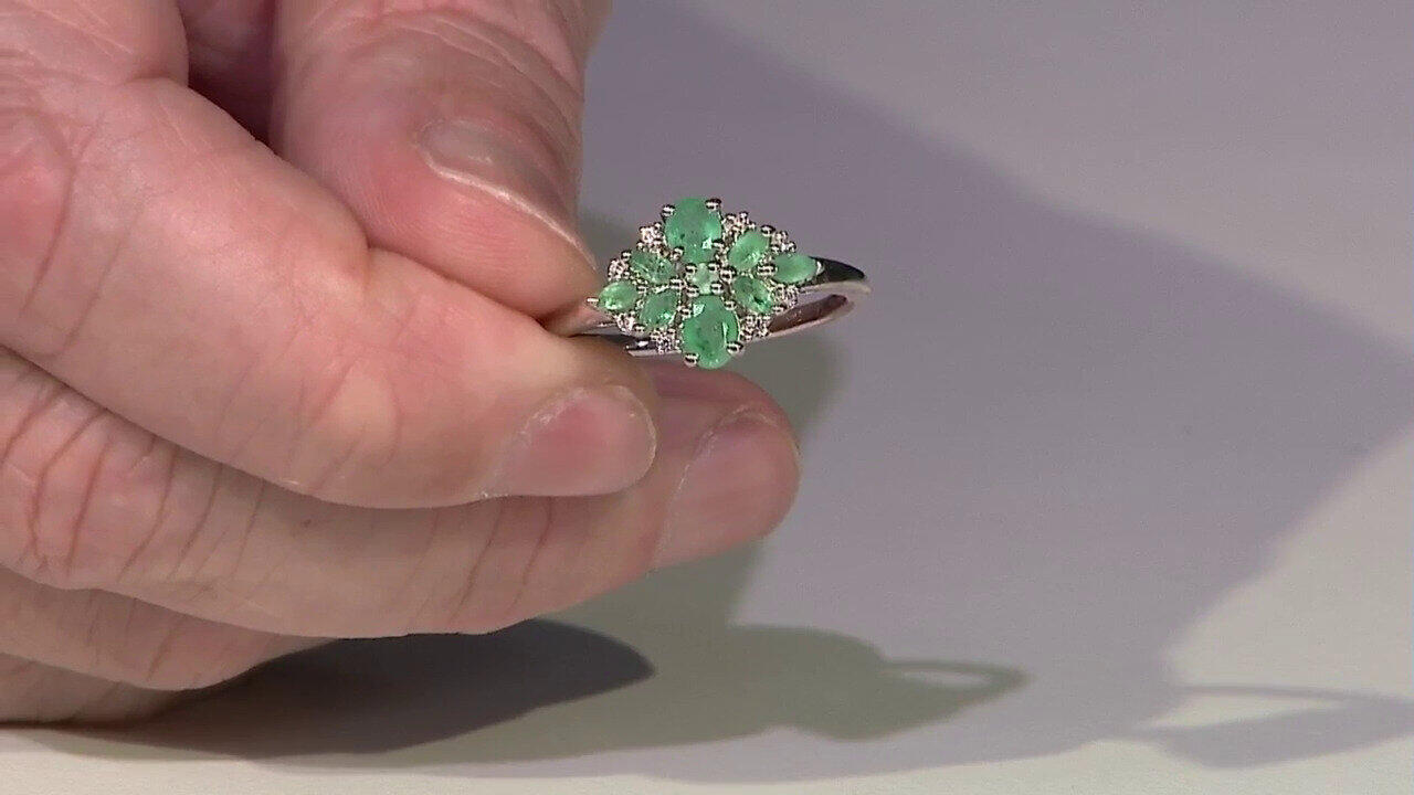 Video Bague en argent et Emeraude de Zambie