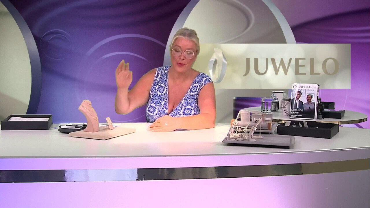 Video Zilveren halsketting met zirkonen
