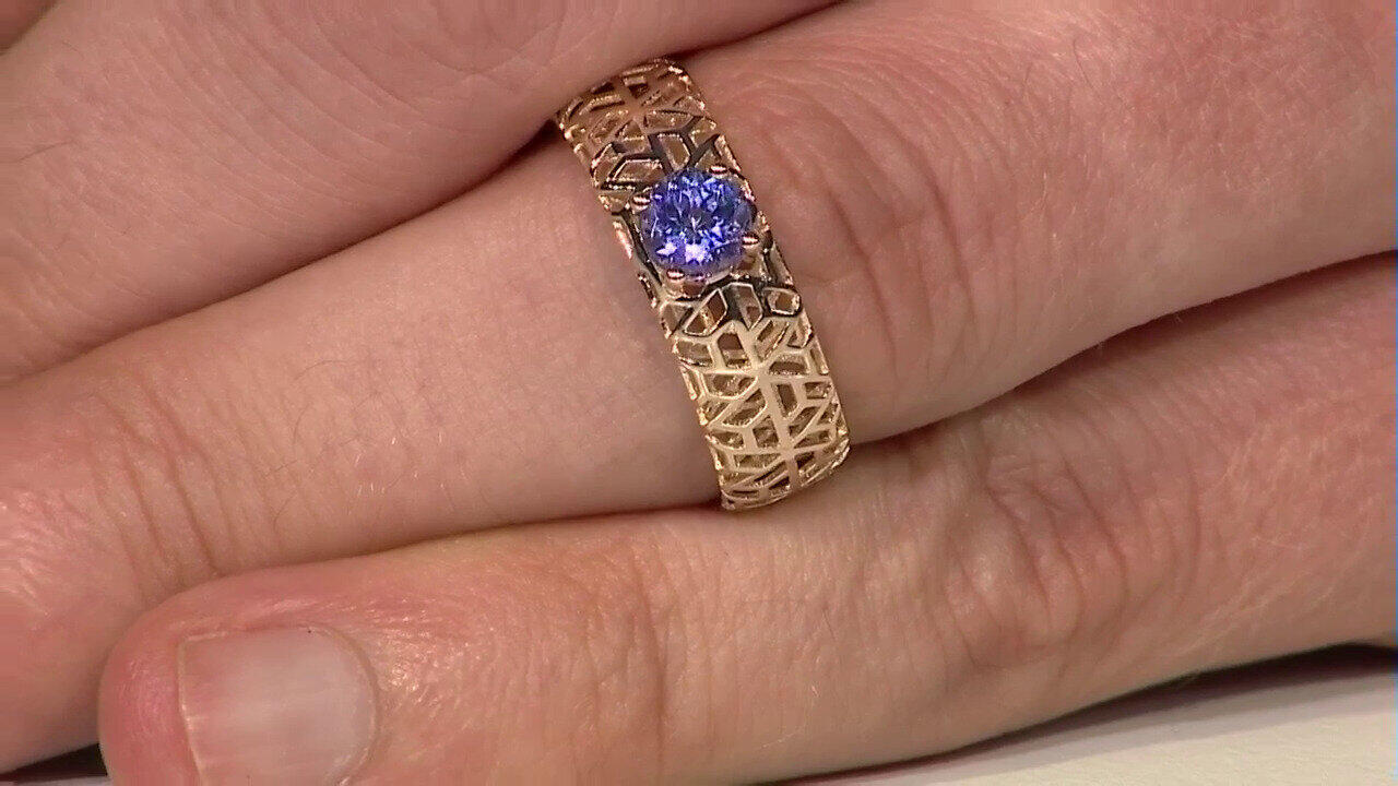 Video Gouden ring met een AAA tanzaniet (Ornaments by de Melo)