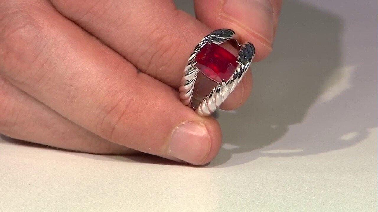 Video Madagascar Ruby Silver Ring (de Melo)