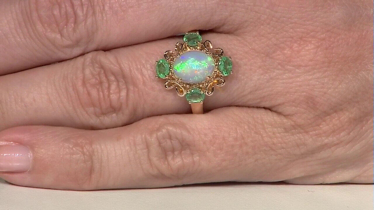Video Bague en or et Opale Welo AAA (CIRARI)