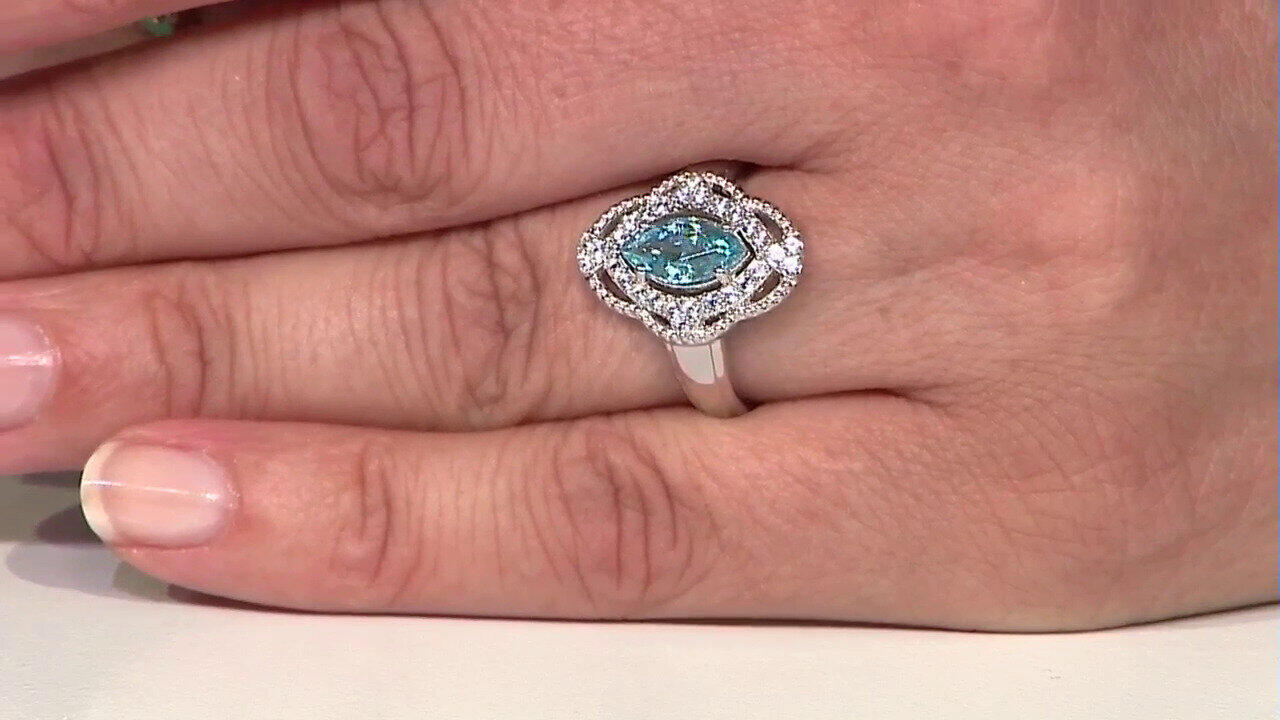 Video Anillo en plata con Zircón de Ratanak Kirí