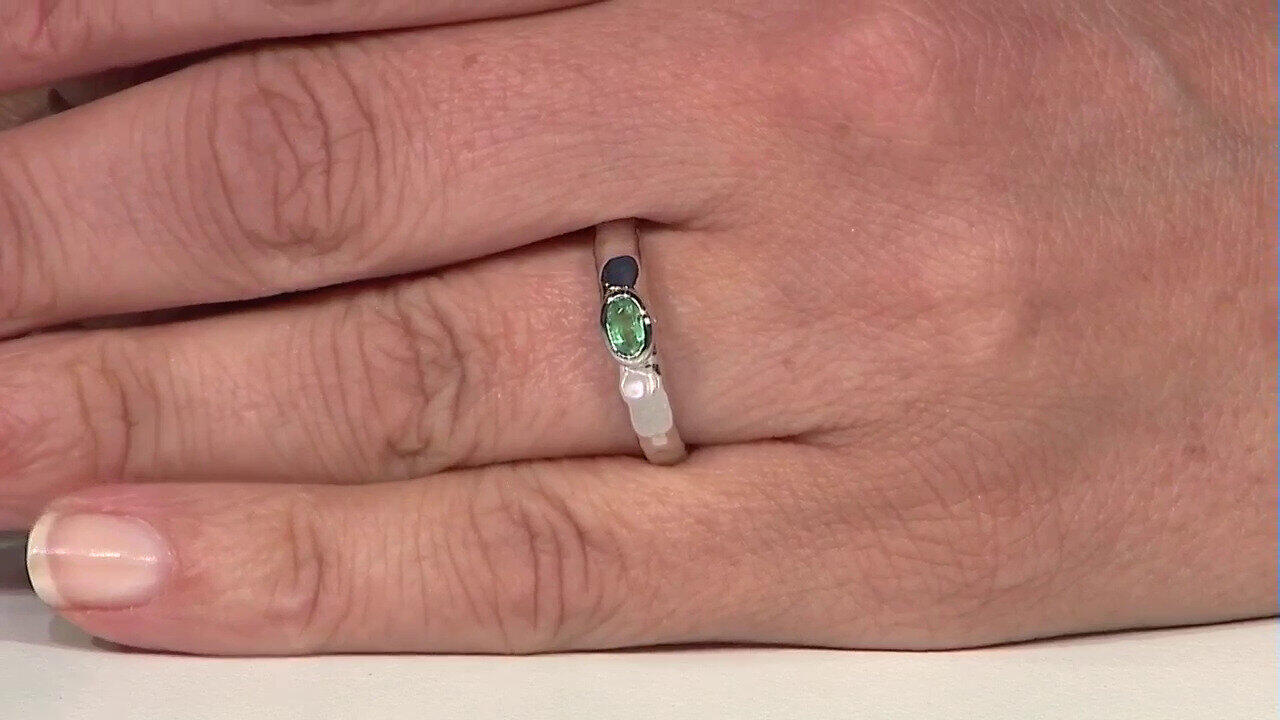 Video Anillo en plata con Esmeralda de Colombia