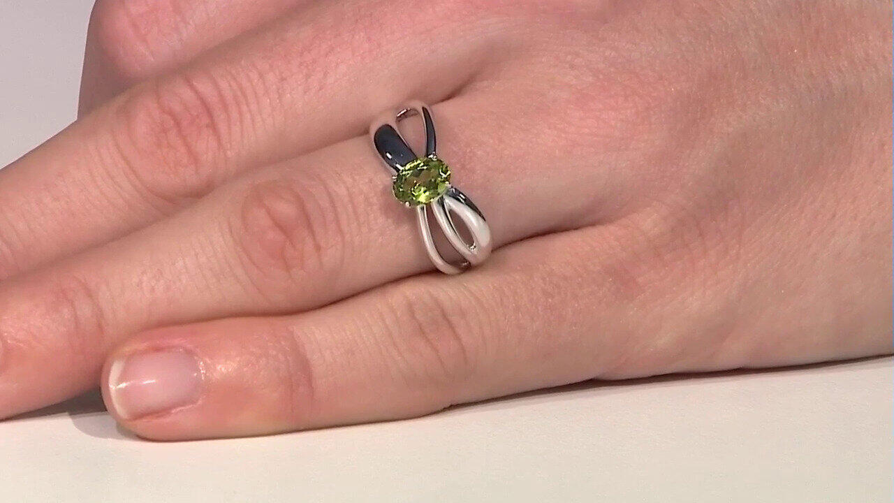 Video Anillo en plata con Peridoto de Jilin (Pallanova)