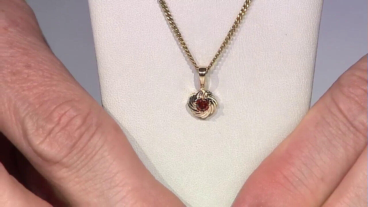 Video 9K I2 Red Diamond Gold Pendant