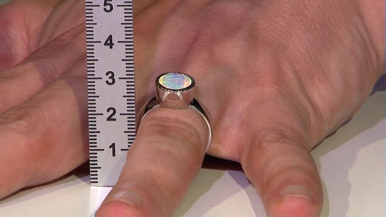 Video Zilveren ring met een Welo-opaal