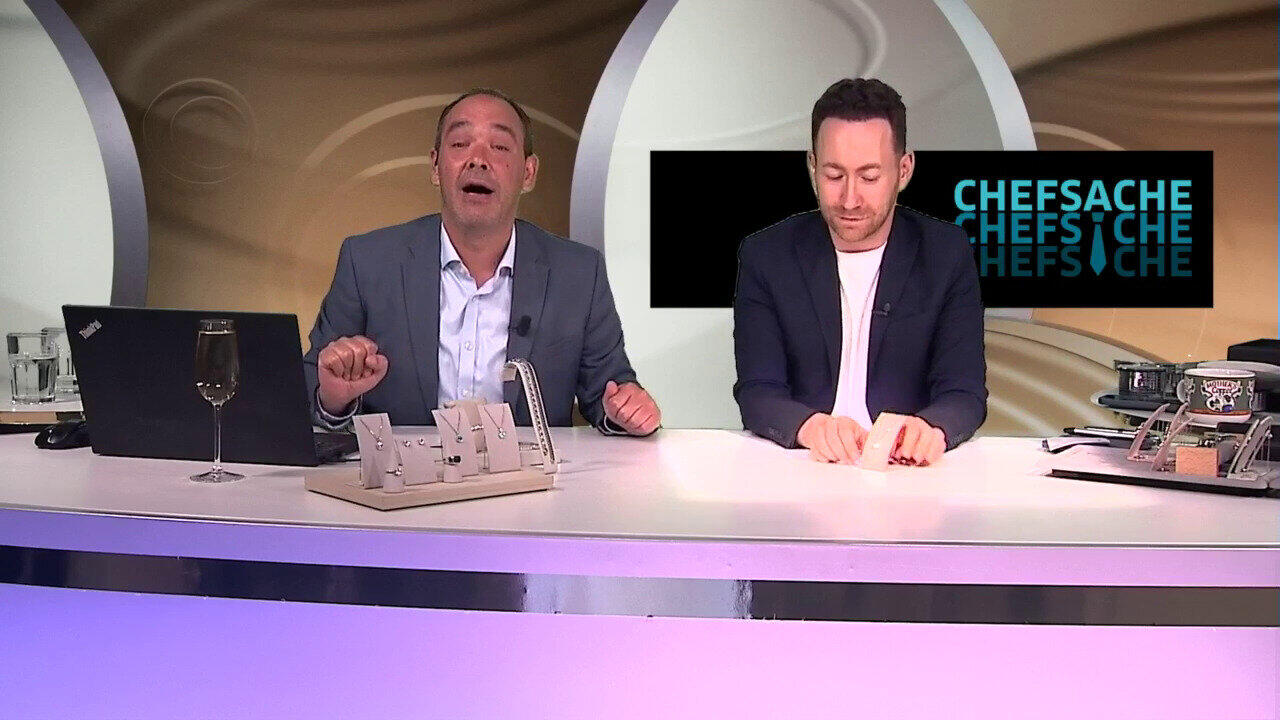 Video Zilveren hanger met een Welo-opaal