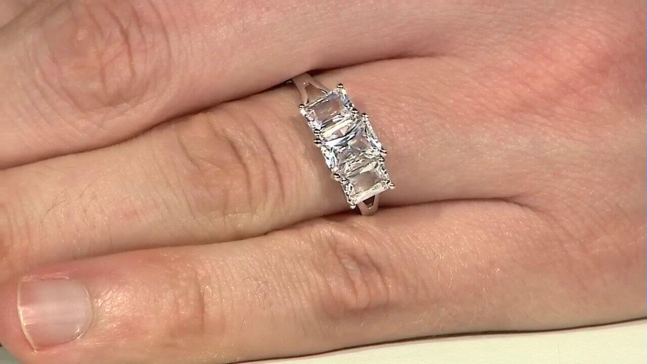 Video Anello in argento con Danburite