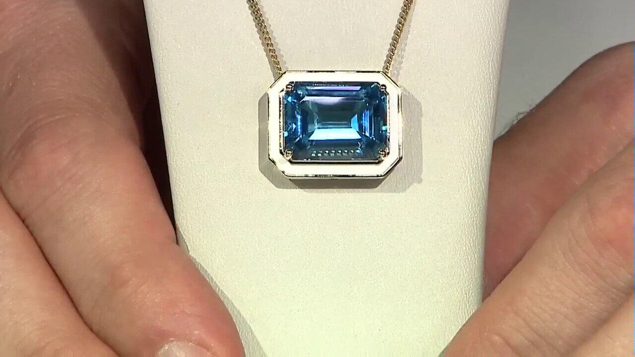 Video Marambaia Topaz Silver Pendant