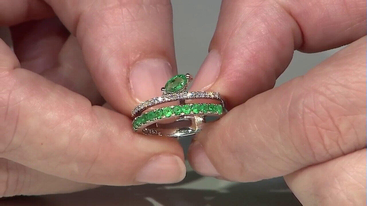 Video Gouden ring met een Zambia-smaragd (Nara Jewelry)