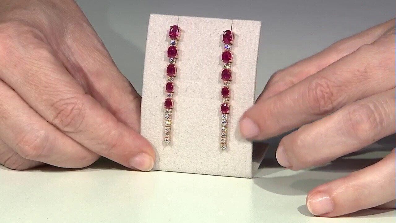 Video 18K Burmese Ruby Gold Earrings (Nara Jewelry)