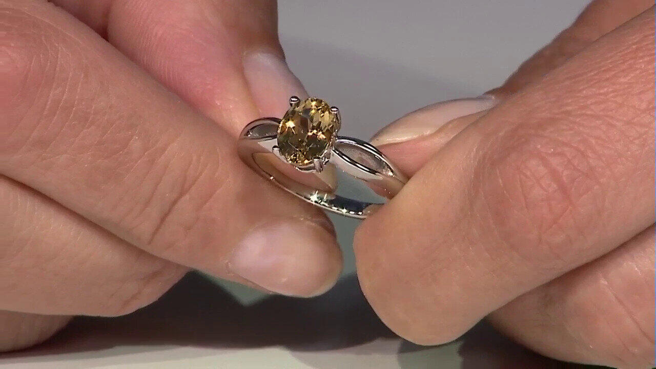 Video Zilveren ring met gele berillstenen