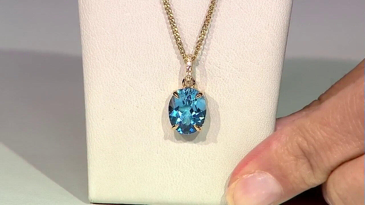 Video Marambaia Topaz Silver Pendant