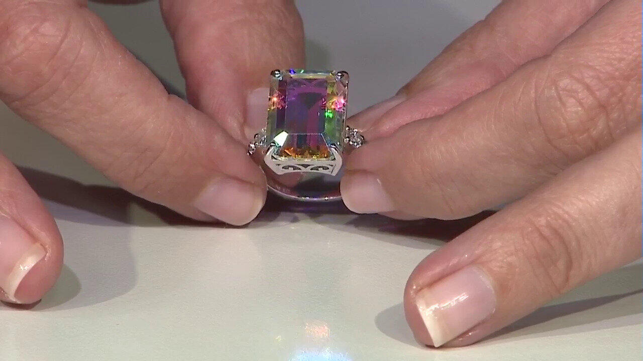 Video Anillo en plata con Cuarzo Rayo de luna