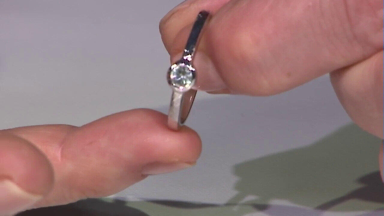 Visualizza l‘ultima asta di gioielli in Tv