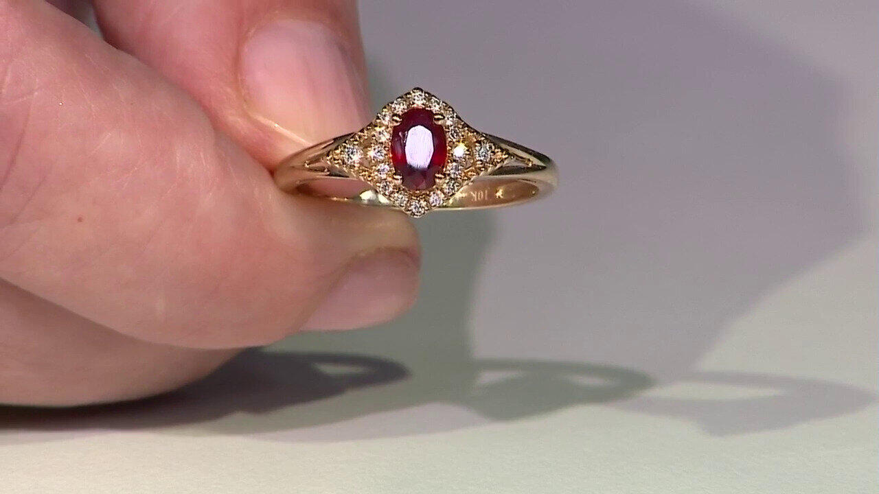 Video Anillo en oro con Rubí de Mozambique AAA