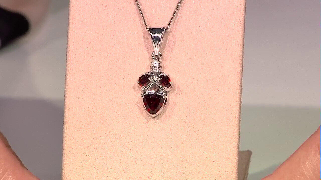 Video Pendentif en argent et Grenat du Mozambique