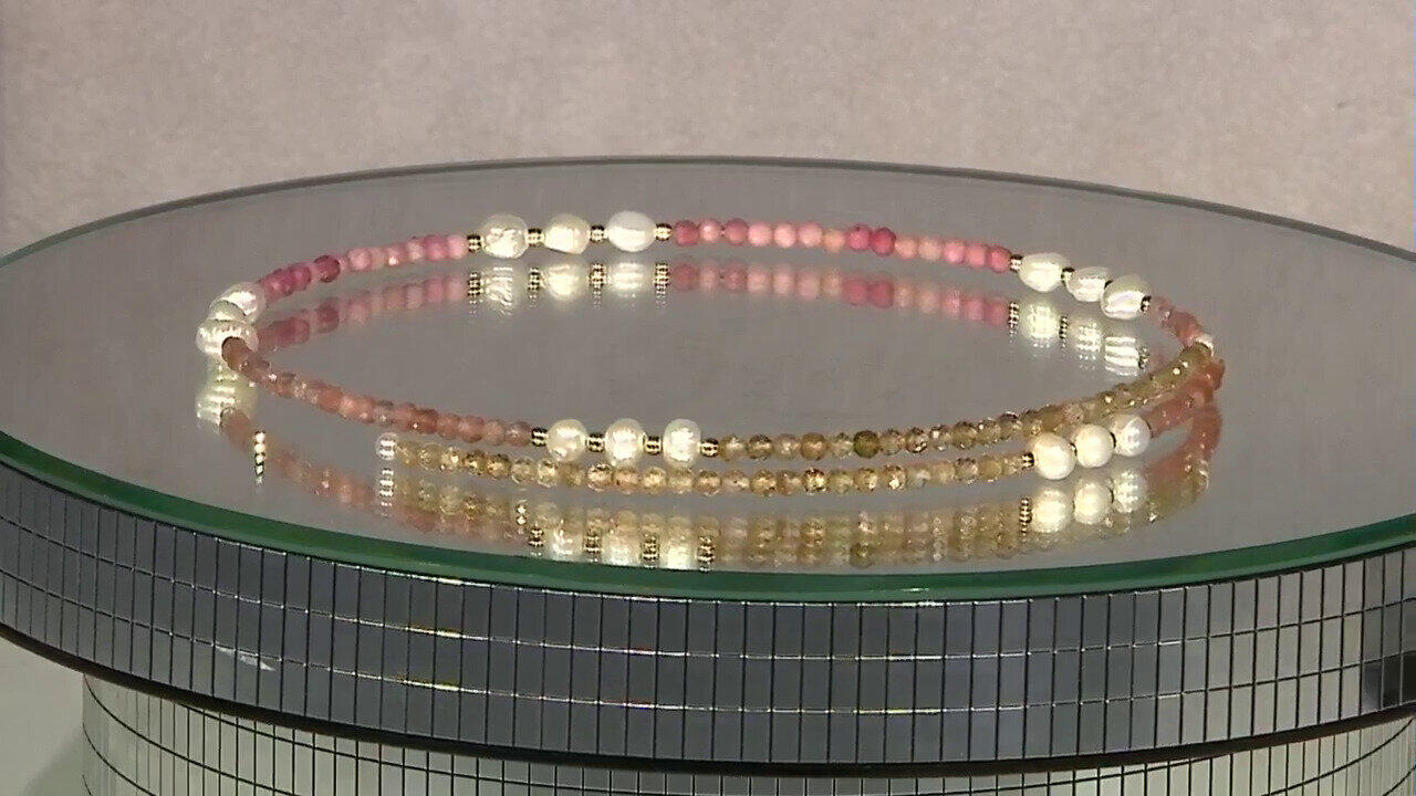 Video Collier ras du cou en acier et Perle blanche de culture d'eau douce (Riya)