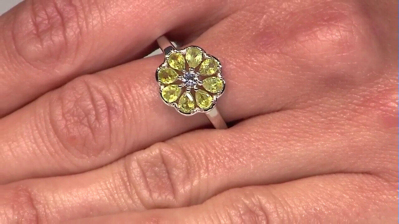 Video Sphene Silver Ring
