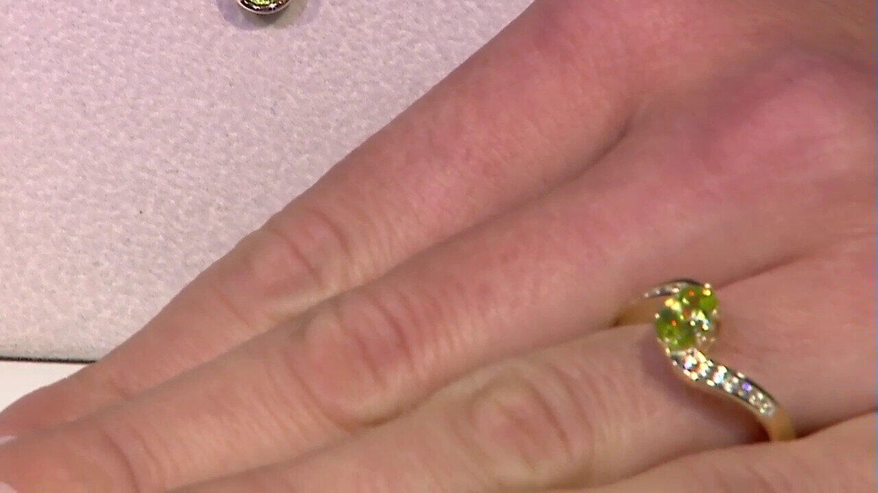 Video 9K Capelinha Sphene Gold Ring