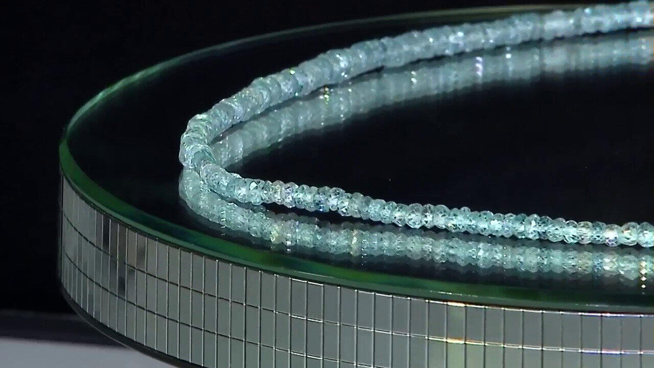 Video Ratanakiri Zircon Silver Necklace