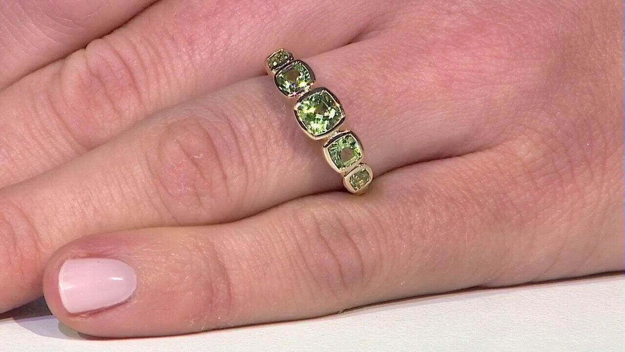 Video 9K Wagogo Peridot Gold Ring