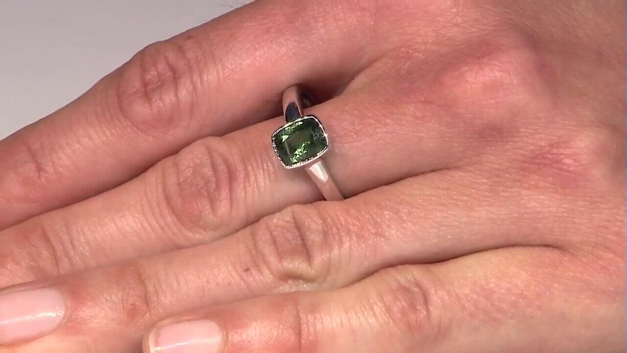 Video Bague en argent et Apatite chromifère