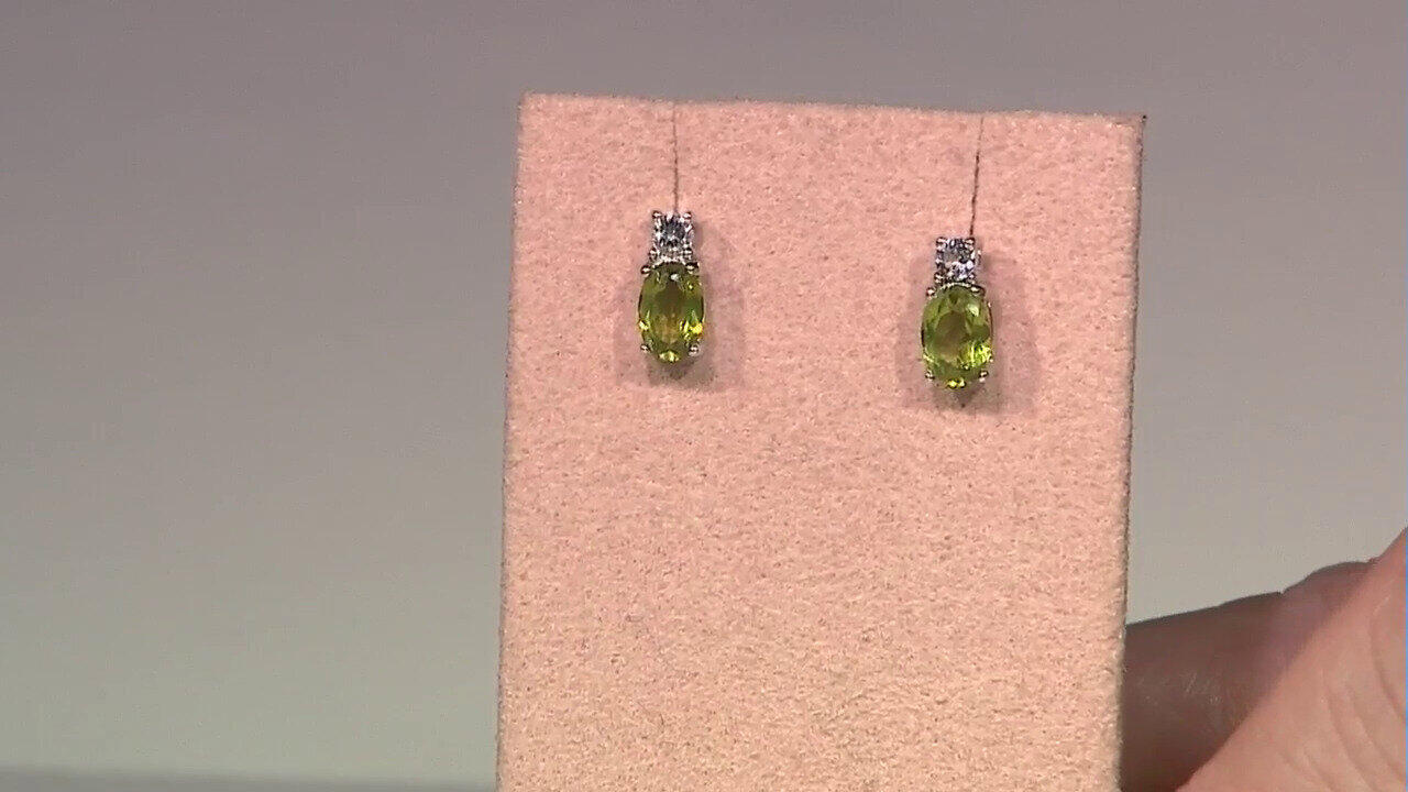 Video Boucles d'oreilles en argent et Péridot de Birmanie