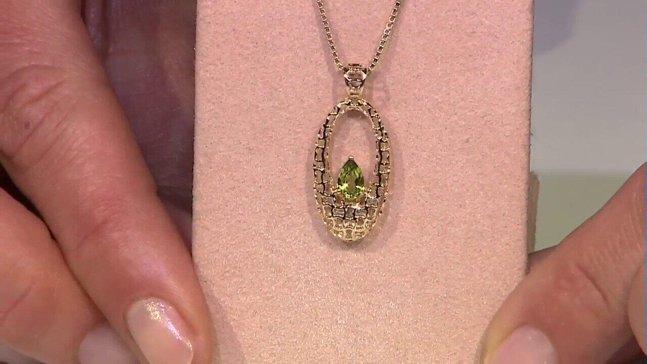 Video Peridot-Goldanhänger (Ornaments by de Melo)