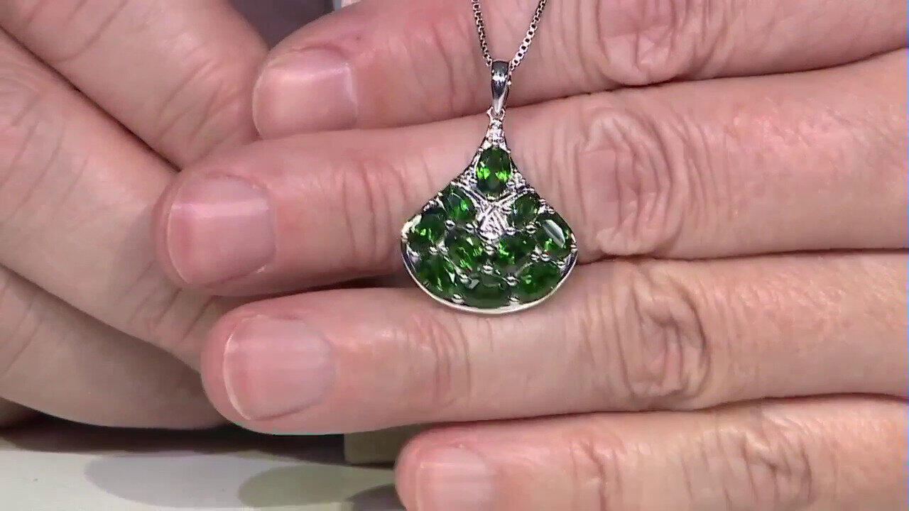 Video Ciondolo in argento con Diopside Russo