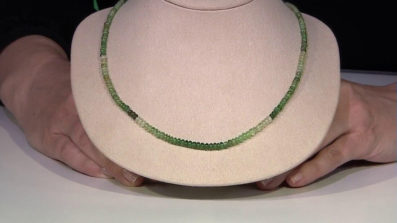 Video Tanzanian Tsavorite Silver Necklace