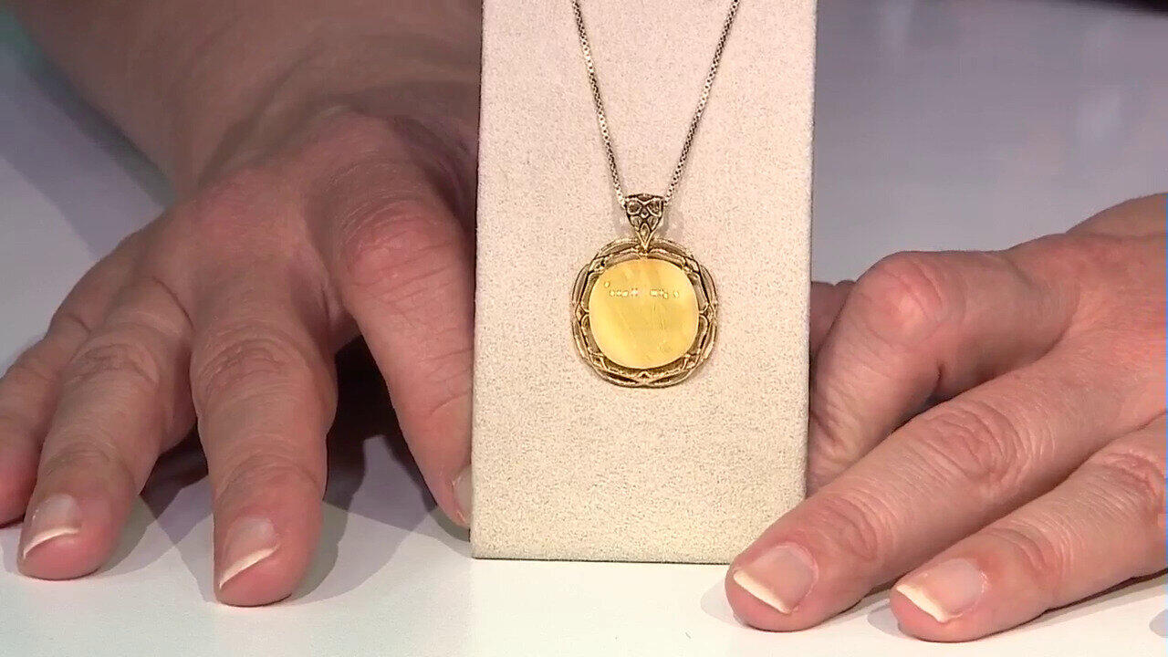 Video Milky Baltic Amber Silver Pendant (dagen)