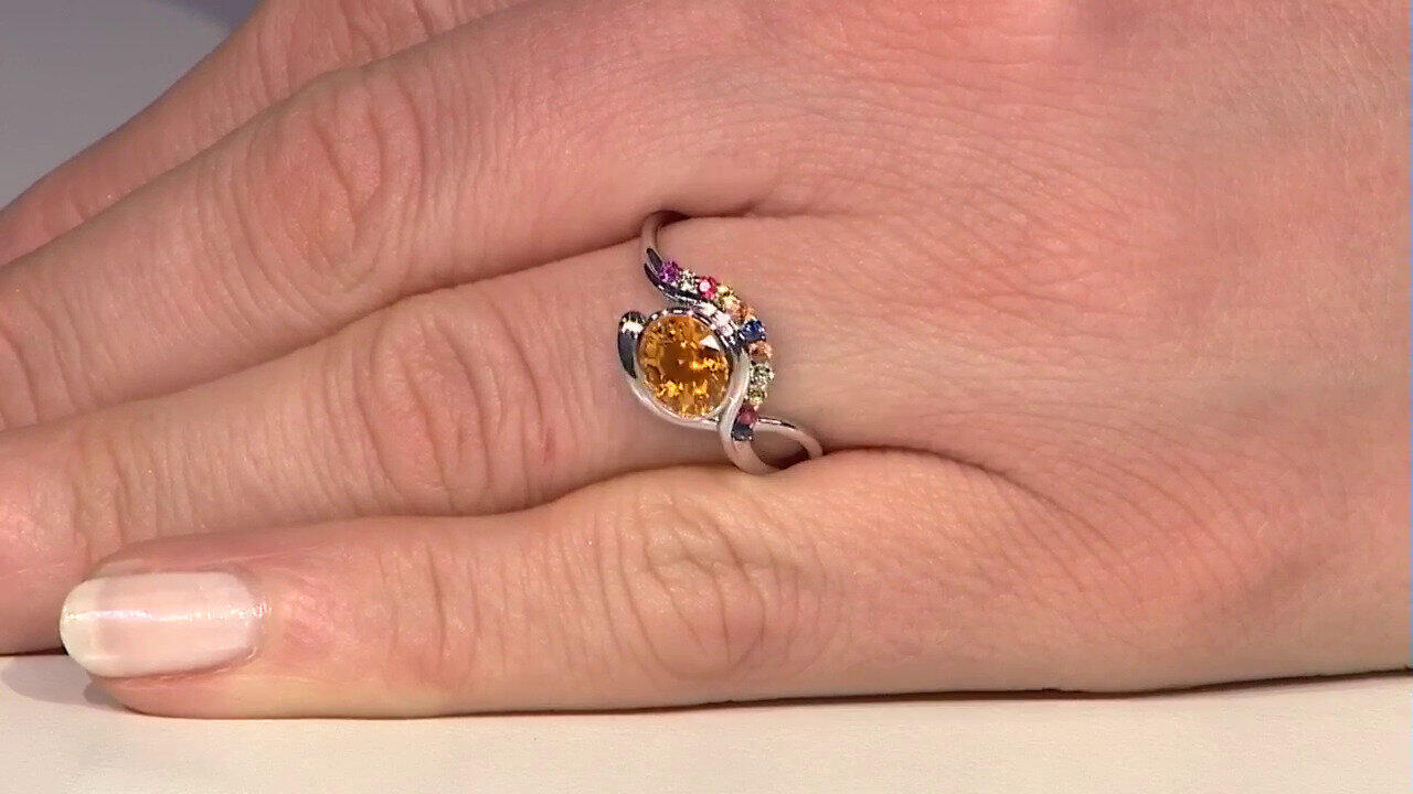 Video Anello in oro con Zaffiro Arancione Ban Ka Cha