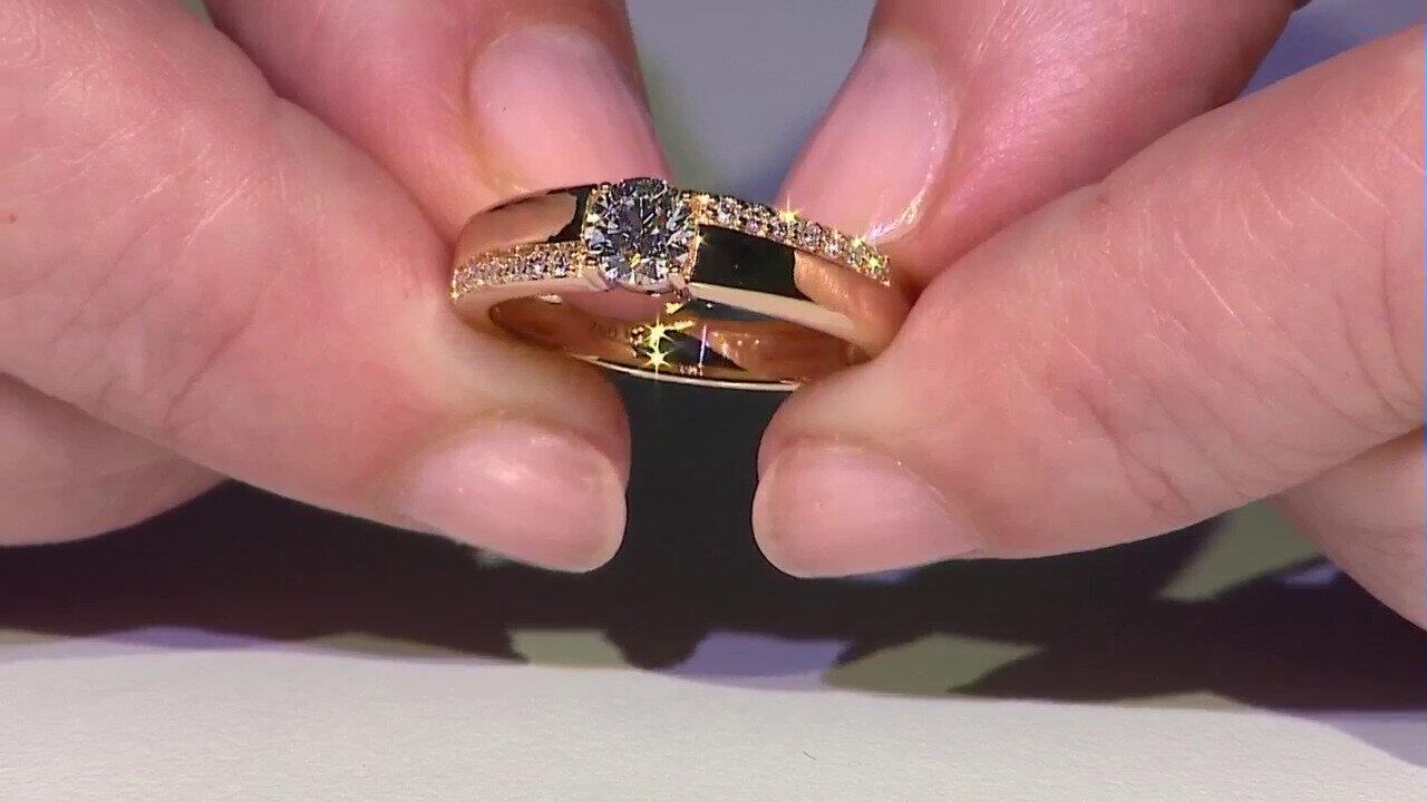 Video Bague en or et Diamant VVS2 (G) (Annette)