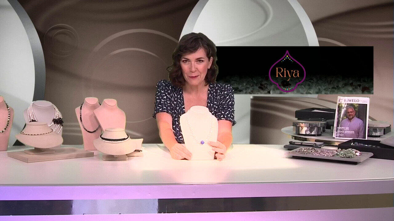 Video Zilveren halsketting met een lapis lazuli (Riya)