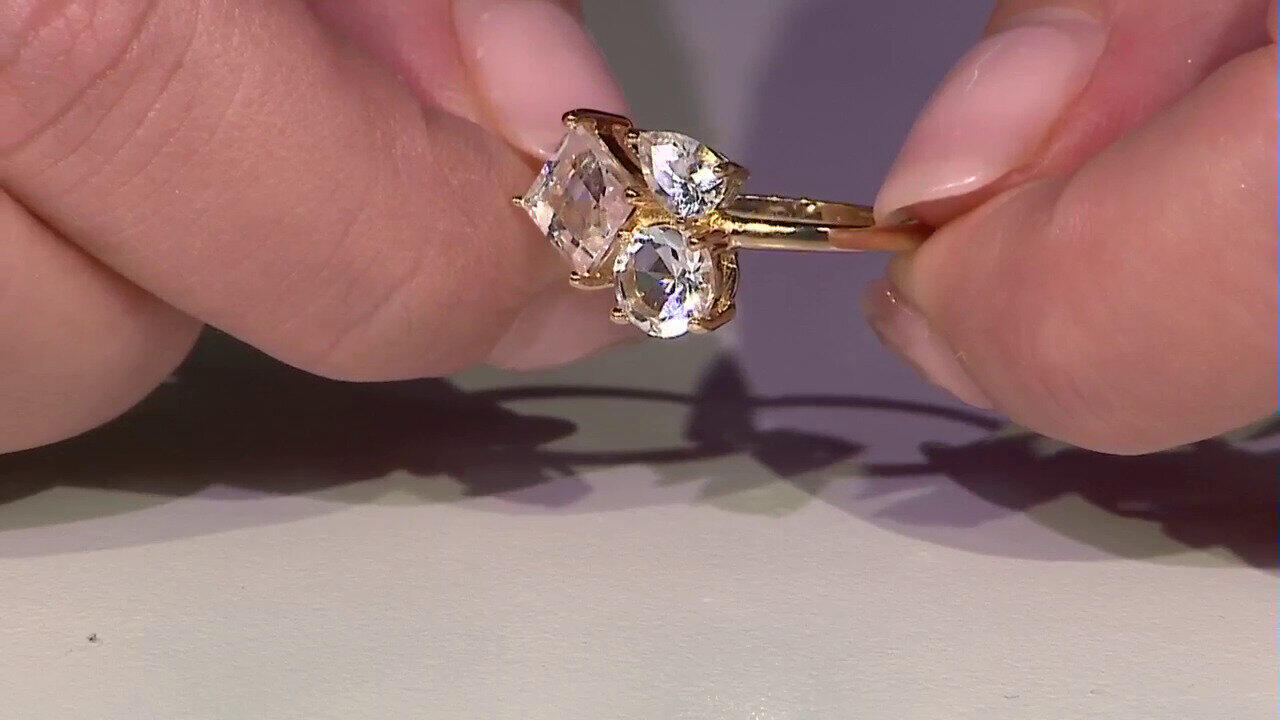 Video Zilveren ring met een witte topaas