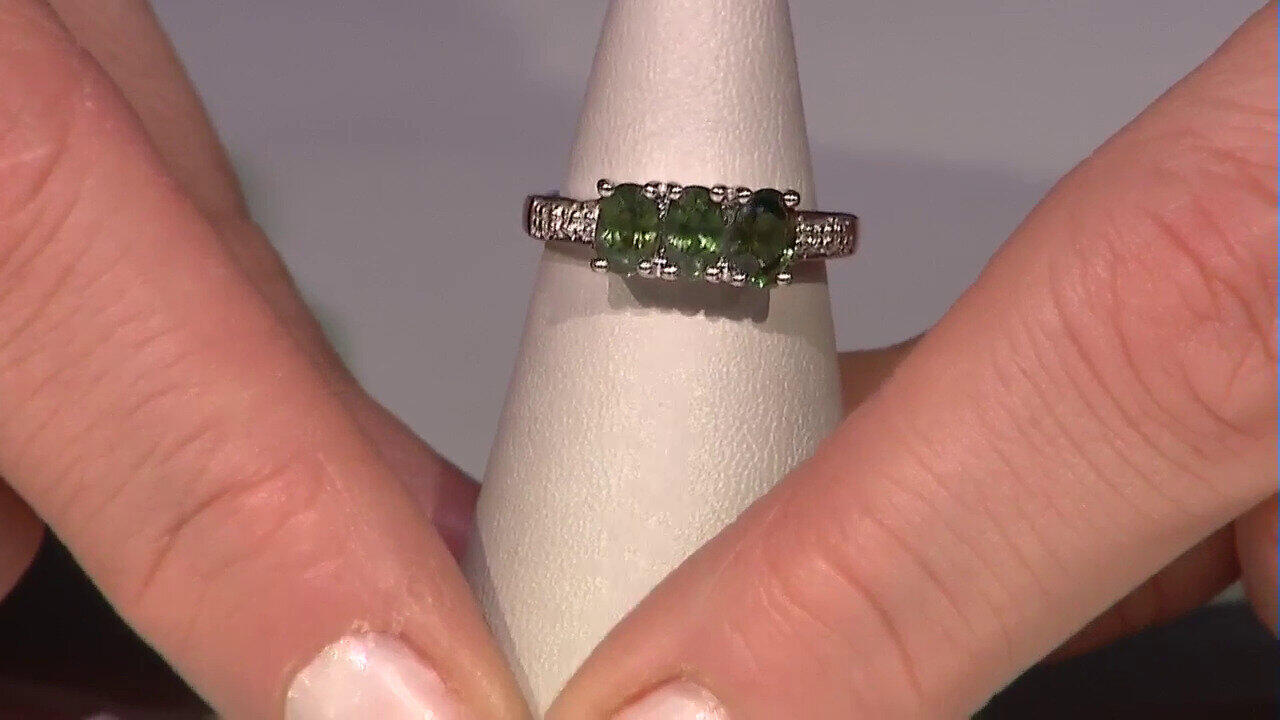 Video Zilveren ring met mozambiqe saffieren