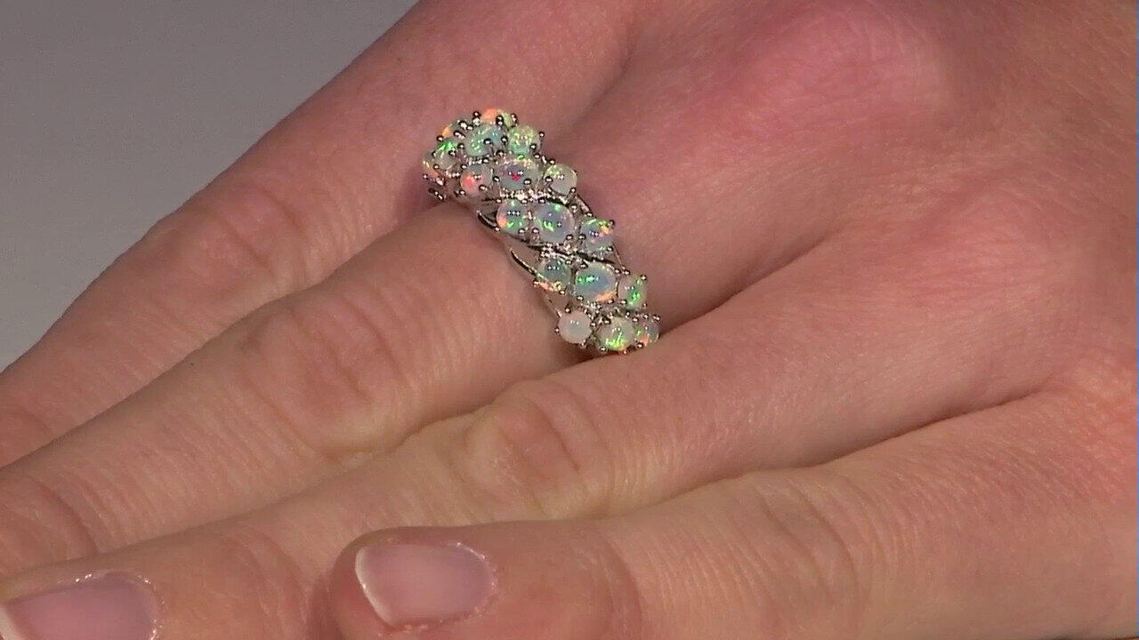 Video Anello in argento con Opale di Welo