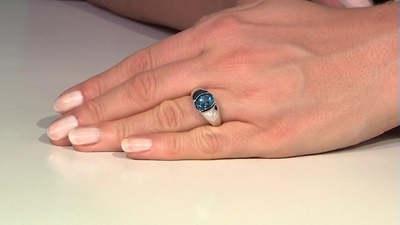 Video Anillo en plata con Topacio azul suizo (de Melo)