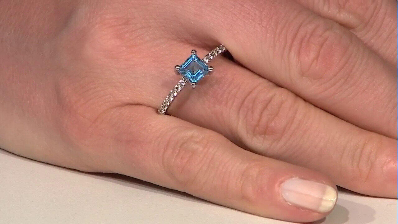 Video Marambaia Topaz Silver Ring