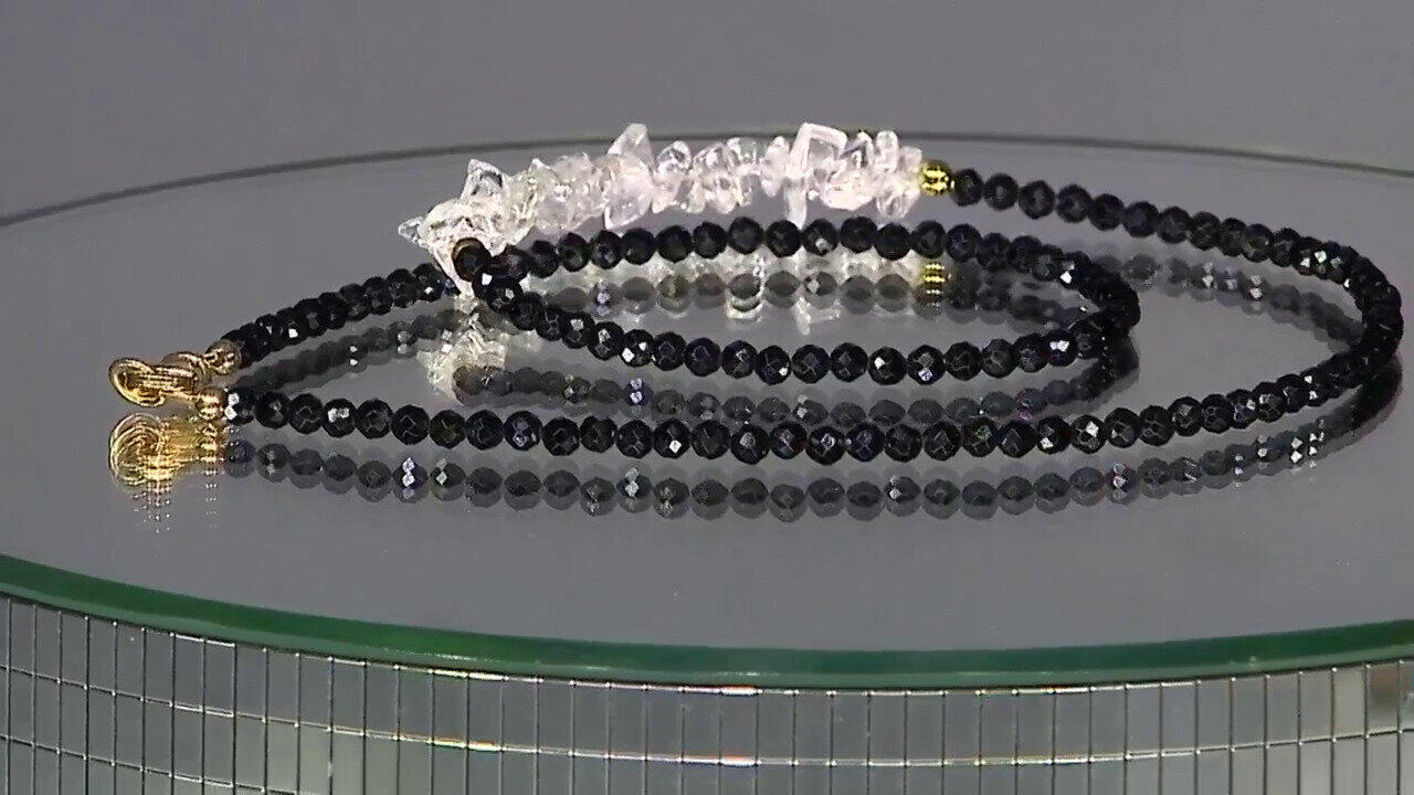 Video Zilveren halsketting met witte kwartskristallen