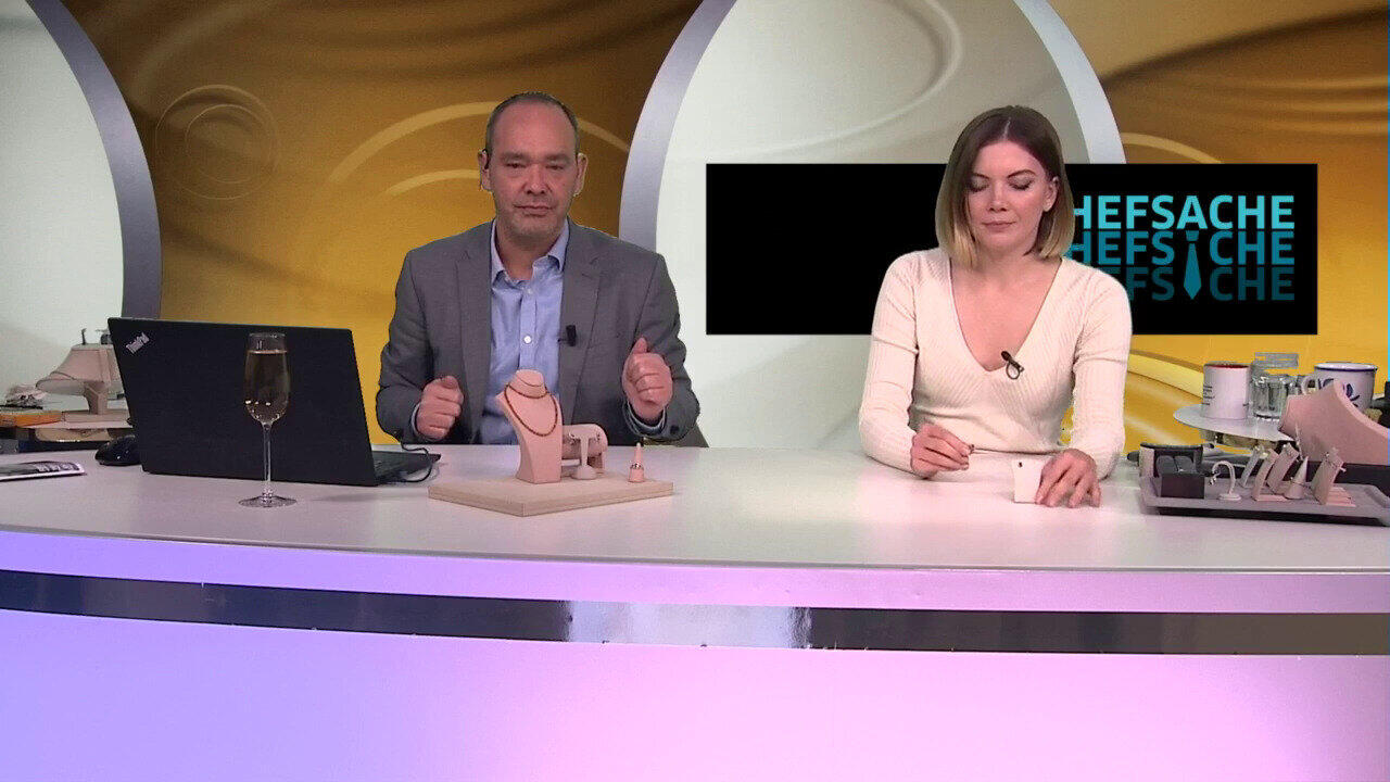 Video Pendientes en oro con Zafiro azul Ceylon