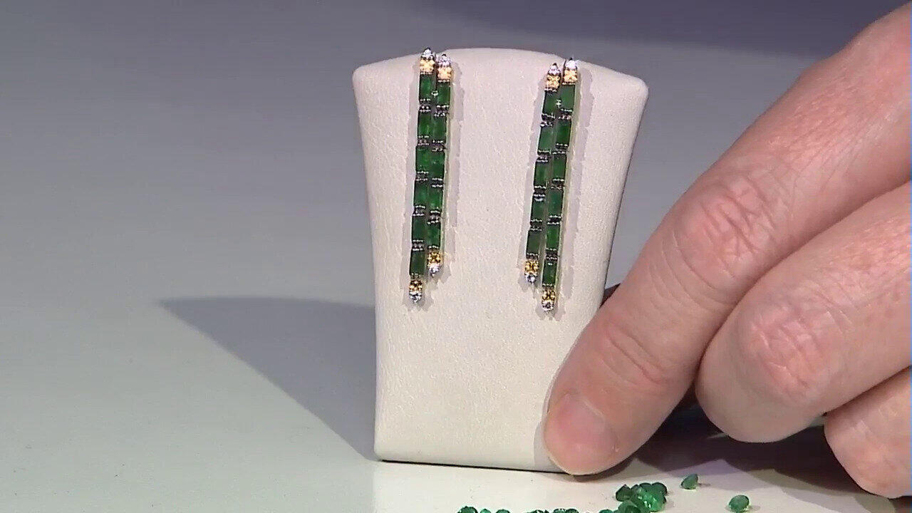Video Zambian Emerald Silver Earrings (Gems en Vogue)